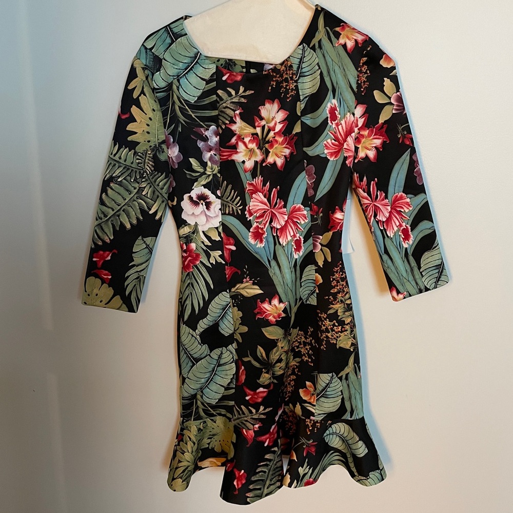 NWT Tobi tropical peplum dress